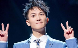 周深吃瓜华语娱乐圈,吃瓜达人，洞察华语娱乐圈风云变幻